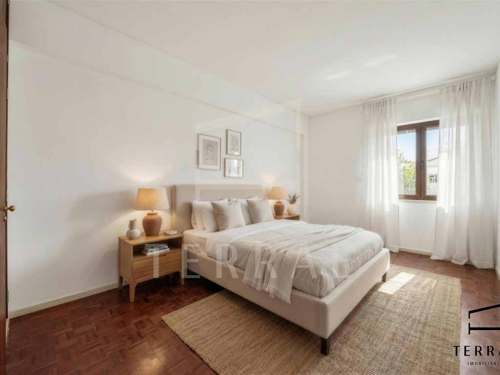 Apartamento T4 na Póvoa de Santo Adrião